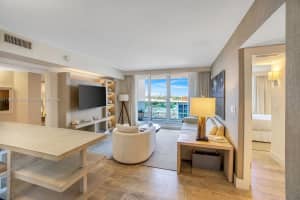 102 24 Street 945, Miami Beach