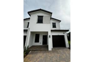 MLS# A11887279, Pembroke Pines, Florida 33027