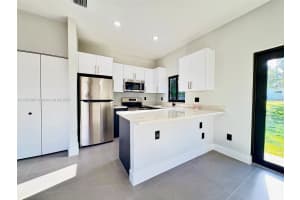 1005 Sw 25th Ave Fort Lauderdale, FL 33312 - MLS#A11887285