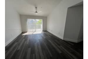 655 Sw 111th Way 308 Pembroke Pines, FL 33025 - MLS#A11887293