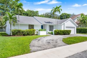 13555 Sw 119th St Miami, FL 33186 - MLS#A11887328