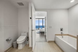 4111 S Ocean Dr Lph1 Hollywood, FL 33019 - MLS#A11887333
