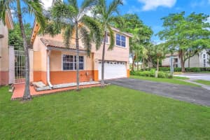 10741 N Saratoga Dr Cooper City, FL 33026 - MLS#A11887334