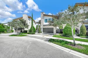 7679 Nw 103rd Ct Doral, FL 33178 - MLS#A11887341
