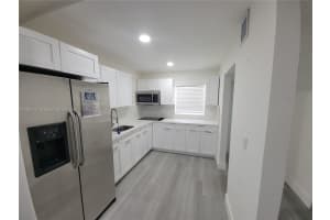 3090 Nw 46th Ave 112c Lauderdale Lakes, FL 33313 - MLS#A11887351