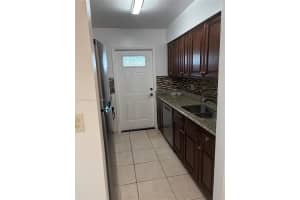 220 Sw 7th St 8 Boca Raton, FL 33432 - MLS#A11887365