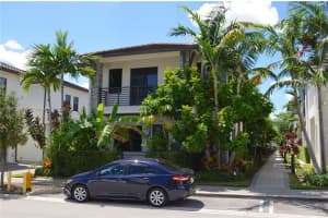 8217 Nw 46th St Doral, FL 33166 - MLS#A11887368