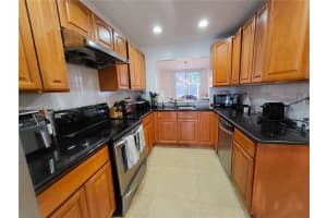 9801 Nw 45th Ln Doral, FL 33178 - MLS#A11887387