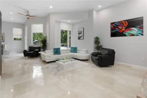 1230 S 13th Ave 1230 Hollywood, FL 33019 - MLS#A11887389