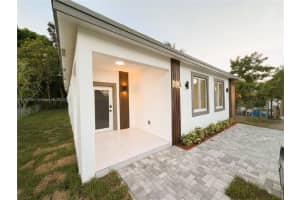 706 Sw 7th St Dania Beach, FL 33004 - MLS#A11887391