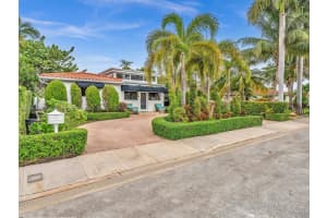 7504 Hispanola Ave North Bay Village, FL 33141 - MLS#A11887406