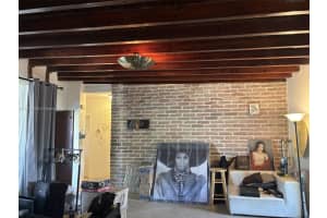 334 Nw 110th St, Miami