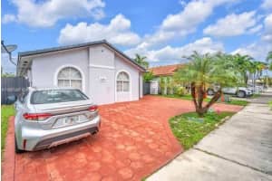 3251 W 70th St Hialeah, FL 33018 - MLS#A11887467