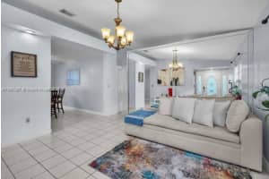 3251 W 70th St Hialeah, FL 33018 - MLS#A11887467