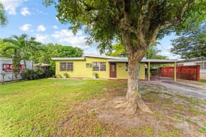 2620 Sw 53rd Ave West Park, FL 33023 - MLS#A11887543
