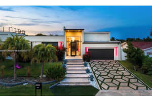 2225 Ne 19th St Fort Lauderdale, FL 33305 - MLS#A11887544