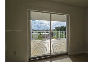 637 Sw 3rd St 404 Miami, FL 33130 - MLS#A11887553