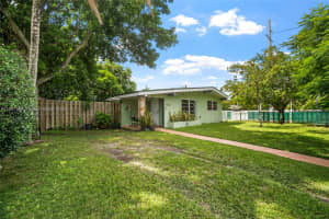 11620 Lincoln Blvd Miami, FL 33176 - MLS#A11887564