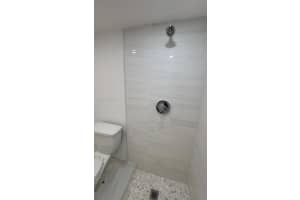 1913 S Ocean Dr 115 Hallandale Beach, FL 33009 - MLS#A11887570