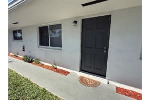 842 Sw 2nd St B Hallandale Beach, FL 33009 - MLS#A11887606