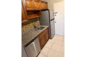 2000 Ne 135th St 403 North Miami, FL 33181 - MLS#A11887607