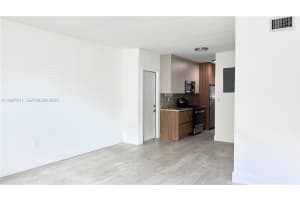 660 Lenox Ave 4 Miami Beach, FL 33139 - MLS#A11887611