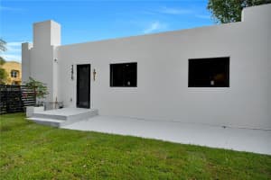 1370 Sw 5th St Miami, FL 33135 - MLS#A11887620