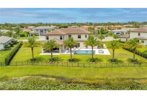 1830 Meadows Dr Davie, FL 33324 - MLS#A11887623