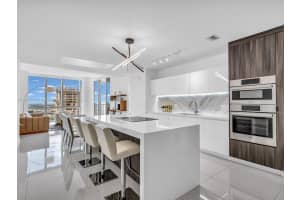 851 Ne 1st Ave 3201 Miami, FL 33132 - MLS#A11887657