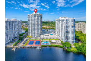 2750 Ne 183rd St 1210, Aventura