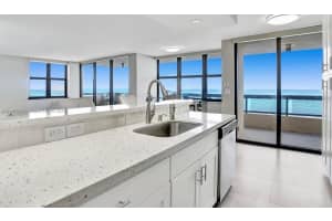 2555 Collins Ave 1701 Miami Beach, FL 33140 - MLS#A11887687