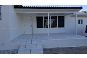 598 E 41st St Hialeah, FL 33013 - MLS#A11887699