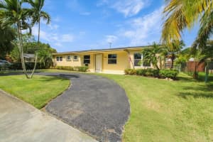 19550 Belview Dr Cutler Bay, FL 33157 - MLS#A11887721