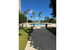 791 Crandon Blvd 1506 Key Biscayne, FL 33149 - MLS#A11887748