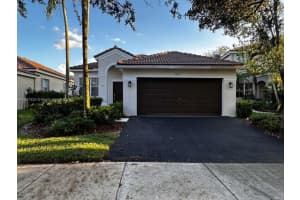 1761 Aspen Ln Weston, FL 33327 - MLS#A11887833