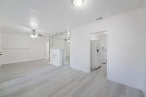 1250 Nw 43rd St Miami, FL 33142 - MLS#A11887834
