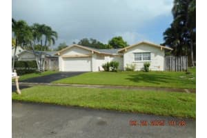 9351 Nw 35th Pl Sunrise, FL 33351 - MLS#A11887841