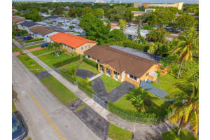 9361 Sw 30th Ter Miami, FL 33165 - MLS#A11887858