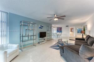 1360 S Ocean Blvd 304 Pompano Beach, FL 33062 - MLS#A11887904