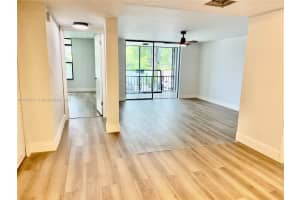 3680 Inverrary Dr 2b Lauderhill, FL 33319 - MLS#A11887927