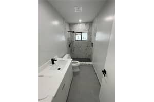 1050 Ne 9th Ave 2 Fort Lauderdale, FL 33304 - MLS#A11887930