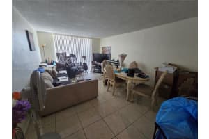 498 Nw 165th St Rd D-405 Miami, FL 33169 - MLS#A11887989
