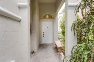 1526 E Lake Ct Hollywood, FL 33020 - MLS#A11887996