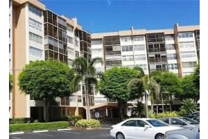 1400 Saint Charles Pl 623 Pembroke Pines, FL 33026 - MLS#A11888005