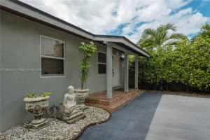 3410 Sw 24th St Miami, FL 33145 - MLS#A11888055