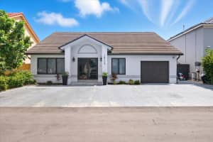 18775 Nw 80th Ave 18775 Hialeah, FL 33015 - MLS#A11888056