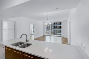 55 Se 6th St 3503, Miami