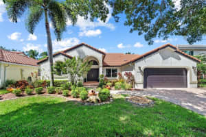 805 Lake Blvd, Weston