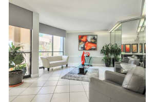 1000 Saint Charles Pl L4 Pembroke Pines, FL 33026 - MLS#A11888107