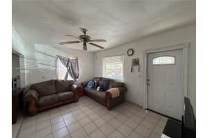 810 Nw 24th Ct Miami, FL 33125 - MLS#A11888115